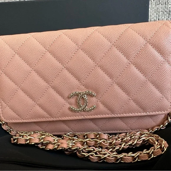 Brand New CHANEL 23P Beige Caviar GHW CC Wallet On Chain WOC with Receipt - Picture 4 of 14